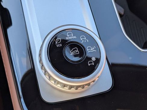 New 2026 Mitsubishi Outlander SEL FWD image 30
