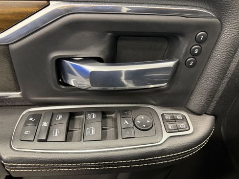 Used 2023 RAM 3500 Laramie image 17