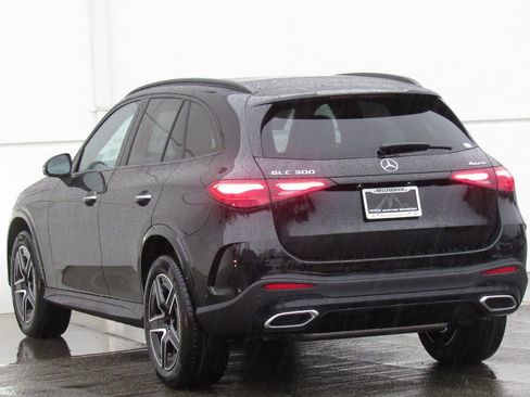 New 2026 Mercedes-Benz GLC 300 4MATIC image 5