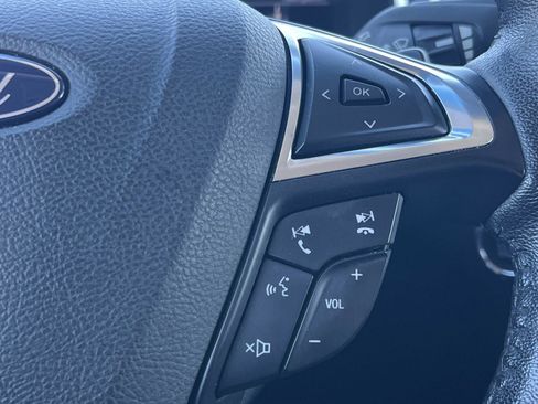 Used 2018 Ford Edge Titanium w/ Equipment Group 301A image 10