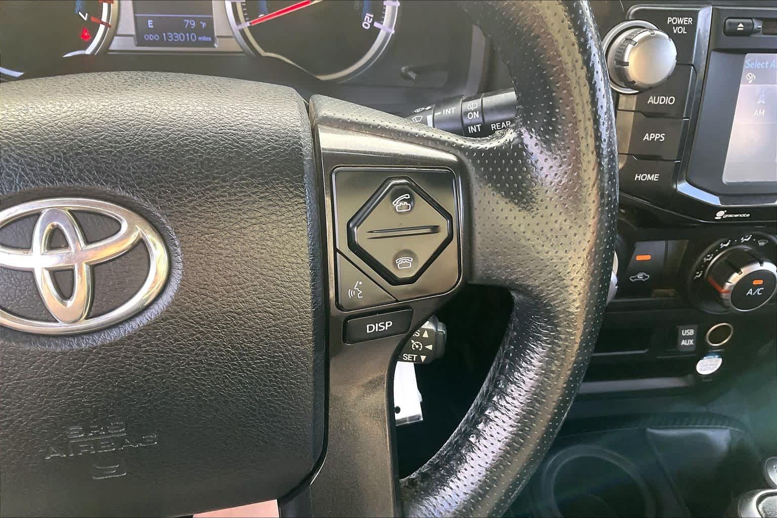 Used 2018 Toyota 4Runner TRD Off-Road Premium AWD/4WD image 25