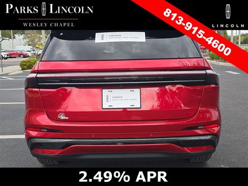 Certified 2025 Lincoln Nautilus Reserve w/ Jet Appearance Package image 5