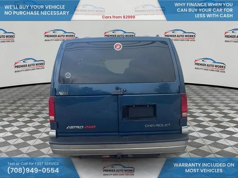 Used 2005 Chevrolet Astro Passenger AWD w/ LT Preferred Equipment Group image 5