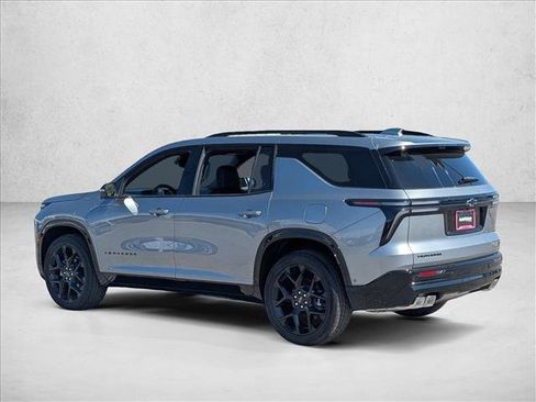 New 2026 Chevrolet Traverse RS w/ LPO, Floor Liner Package image 7