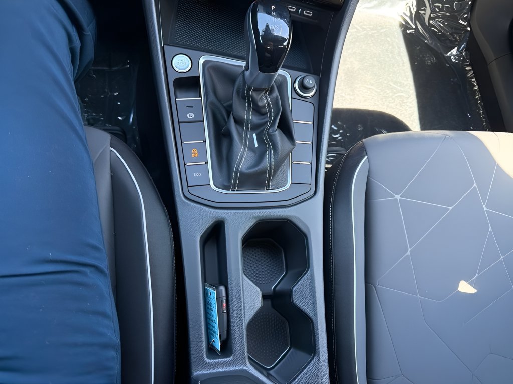 New 2027 Volkswagen Jetta Sport FWD image 17