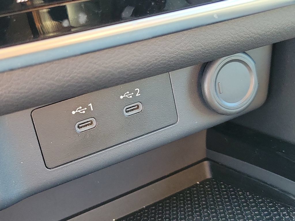 Certified 2026 Nissan Rogue S FWD image 27