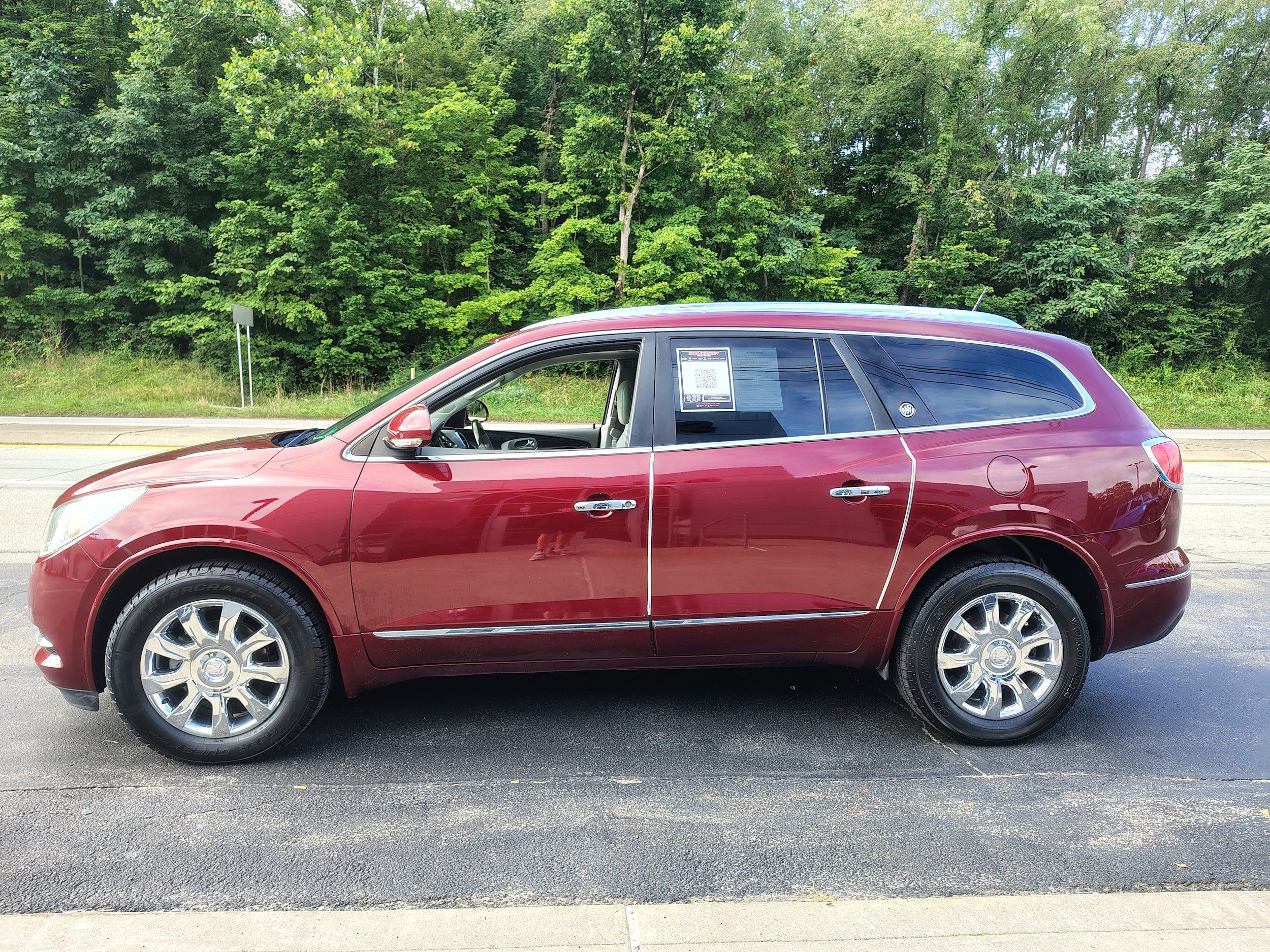 Used 2017 Buick Enclave Premium AWD/4WD image 6