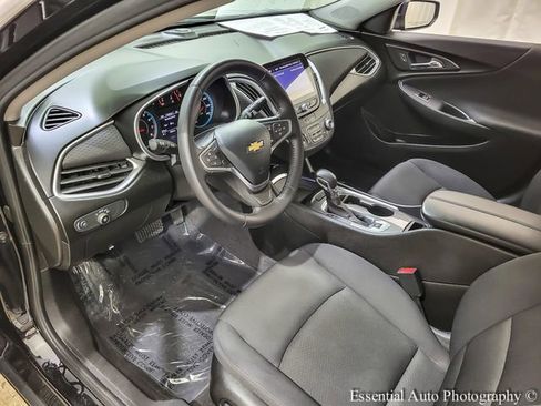 Used 2022 Chevrolet Malibu LT w/ Redline Edition FWD image 11