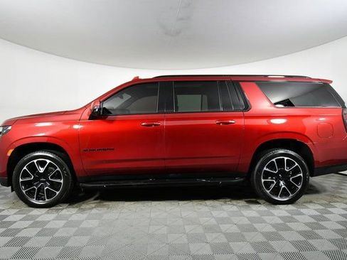 Used 2023 Chevrolet Suburban RST w/ Luxury Package image 16