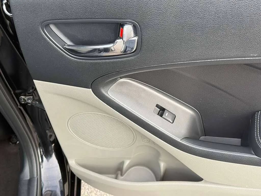Used 2015 Kia Forte EX FWD image 27