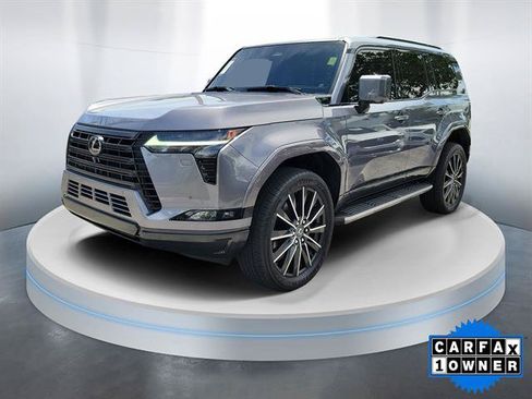 Used 2025 Lexus GX 550 w/ Cold Area Package AWD/4WD image 30