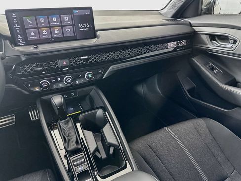 Certified 2025 Honda Accord Sport image 23