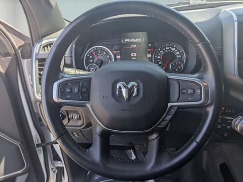 Used 2023 RAM 1500 Laramie AWD/4WD image 18
