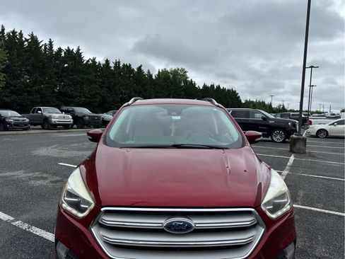 Used 2018 Ford Escape Titanium w/ Ford Safe & Smart Package AWD/4WD image 6