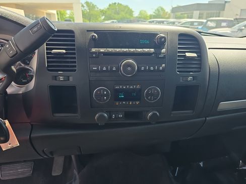 Used 2013 GMC Sierra 2500 SLE w/ SLE Preferred Package image 26