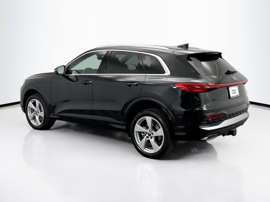 Used 2025 Audi Q5 Premium Plus w/ Premium Plus AWD/4WD image 7