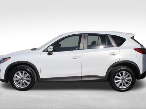 Used 2016 MAZDA CX-5 Touring image 4