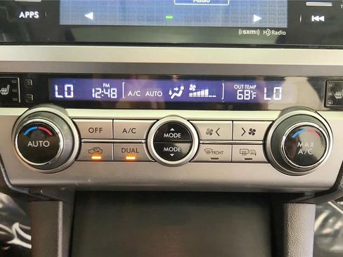 Used 2016 Subaru Outback 2.5i Limited AWD/4WD image 31