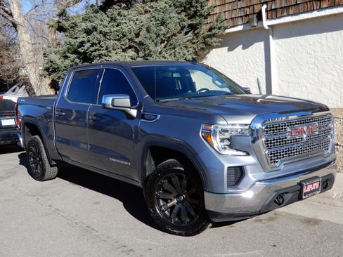 Used 2019 GMC Sierra 1500 SLE w/ SLE Value Package image 3