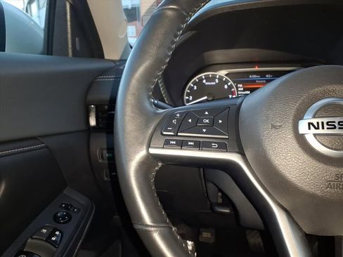 Used 2022 Nissan Sentra SV image 28