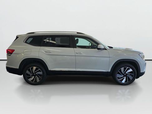 New 2026 Volkswagen Atlas SEL AWD/4WD image 2