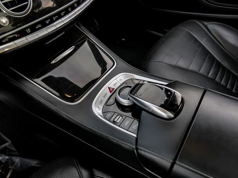 Used 2019 Mercedes-Benz S 560 4MATIC Sedan image 30