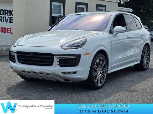 Used 2017 Porsche Cayenne GTS AWD/4WD image 3