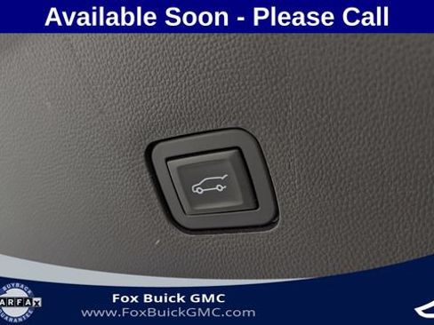 Used 2019 Chevrolet Traverse LT w/ LT Premium Package AWD/4WD image 36