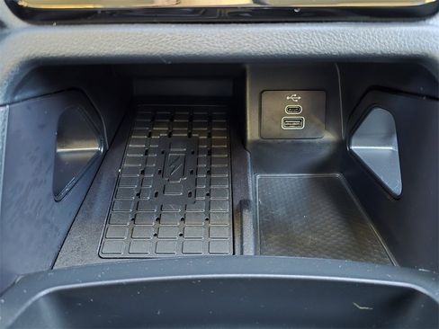 Used 2025 Ford Ranger XLT w/ Equipment Group 301A High image 21