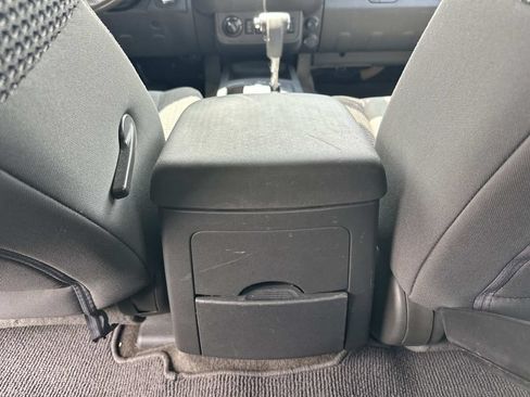 Used 2017 Nissan Frontier PRO-4X AWD/4WD image 14