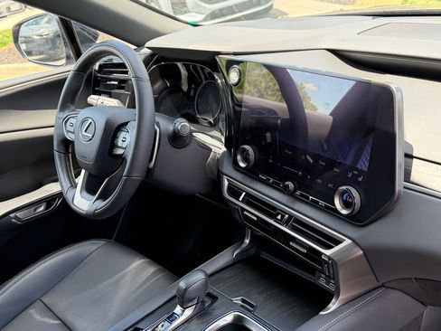 Used 2024 Lexus RX 350 Premium w/ Accessory Package (Z1) AWD/4WD image 13