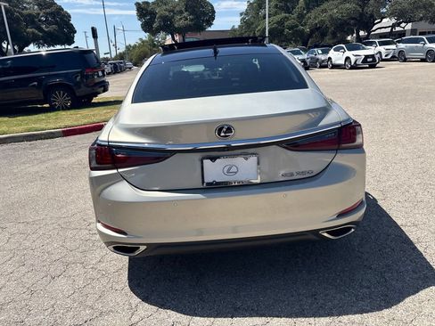 Certified 2021 Lexus ES 350 Ultra Luxury w/ Accessory Package 2 FWD image 4