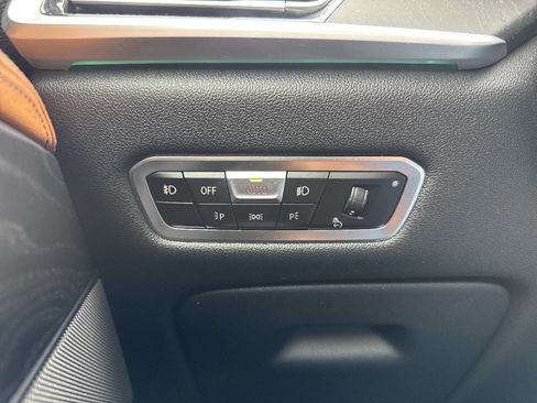 Used 2020 BMW X7 xDrive40i w/ Premium Package AWD/4WD image 41