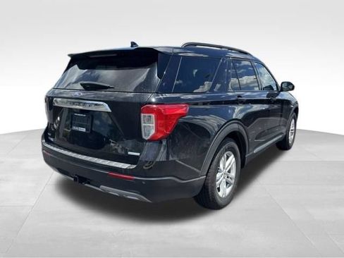 Used 2020 Ford Explorer XLT w/ Equipment Group 202A RWD image 7