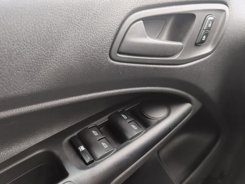 Used 2018 Ford Transit Connect XL FWD image 18