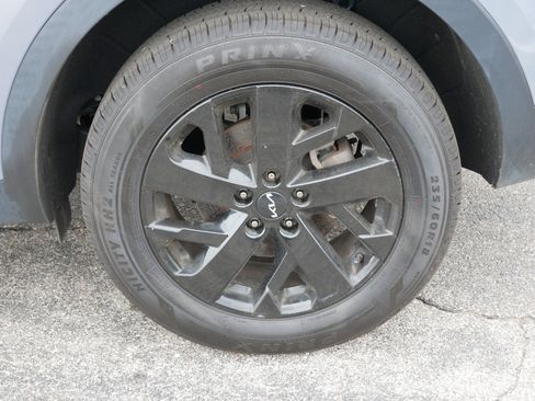 Certified 2023 Kia Sorento S AWD/4WD image 5