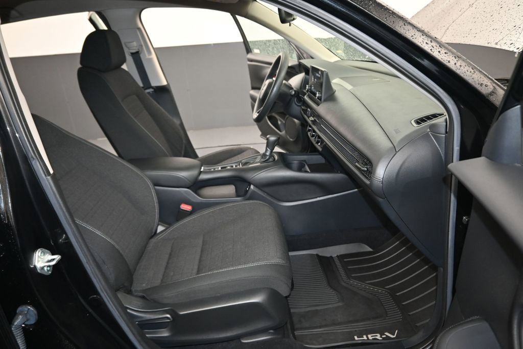 Used 2024 Honda HR-V LX image 22