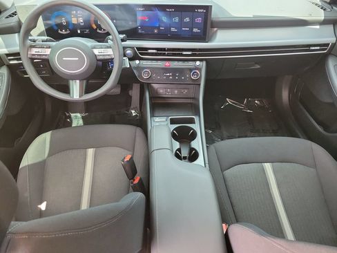 Used 2024 Hyundai Sonata SEL FWD image 9