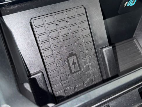 Used 2023 Ford F250 Lariat w/ Lariat Ultimate Package image 31