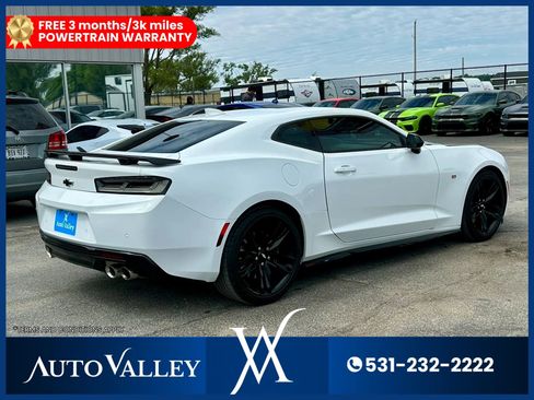 Used 2017 Chevrolet Camaro SS RWD image 7
