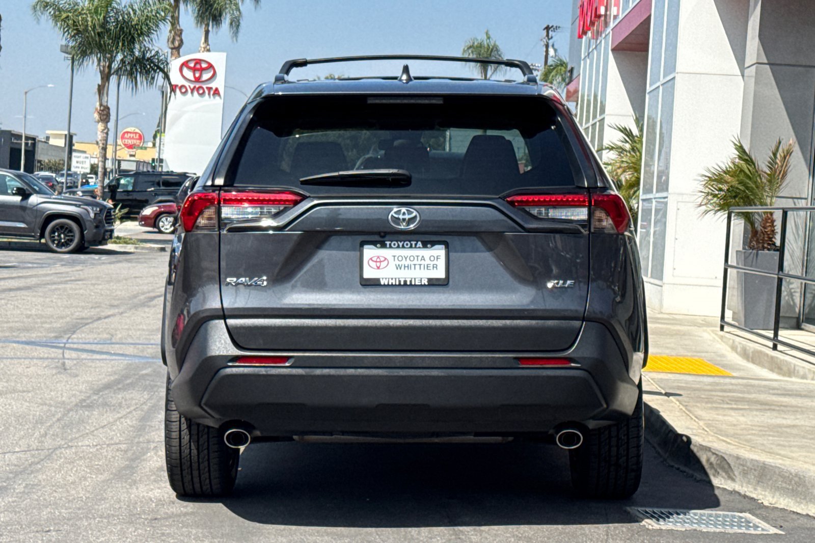 Used 2023 Toyota RAV4 XLE Premium FWD image 6