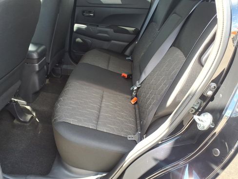 Used 2025 Mitsubishi Outlander Sport SE AWD/4WD image 8