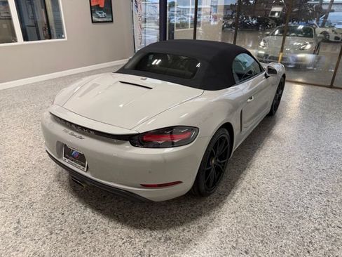 Used 2019 Porsche 718 Boxster RWD image 39