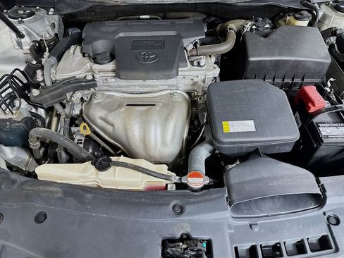 Used 2016 Toyota Camry LE image 36