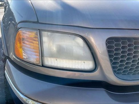 Used 2002 Ford F150 XLT image 28