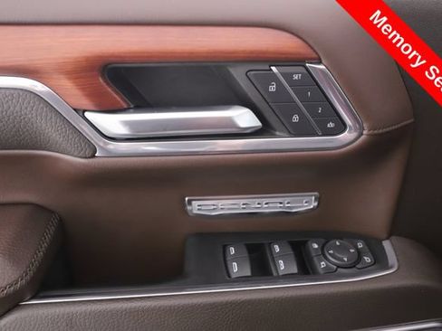 Used 2023 GMC Sierra 1500 Denali w/ Technology Package AWD/4WD image 20