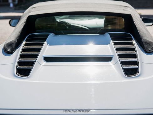 Used 2015 Audi R8 V8 w/ Full Leather Package image 92