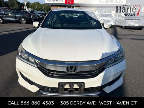 Used 2017 Honda Accord Sport Special Edition image 2