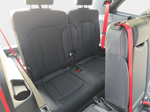 New 2026 Audi Q7 3.0T Prestige image 12