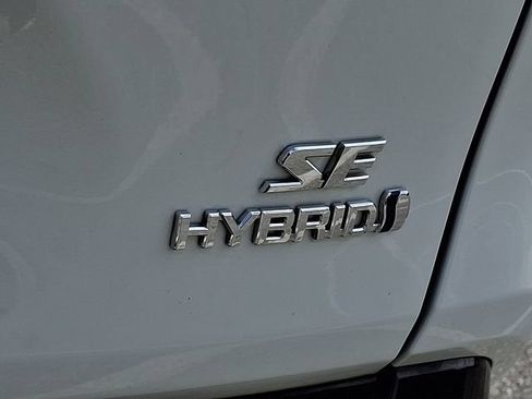 Certified 2024 Toyota RAV4 SE w/ Convenience Package AWD/4WD image 30
